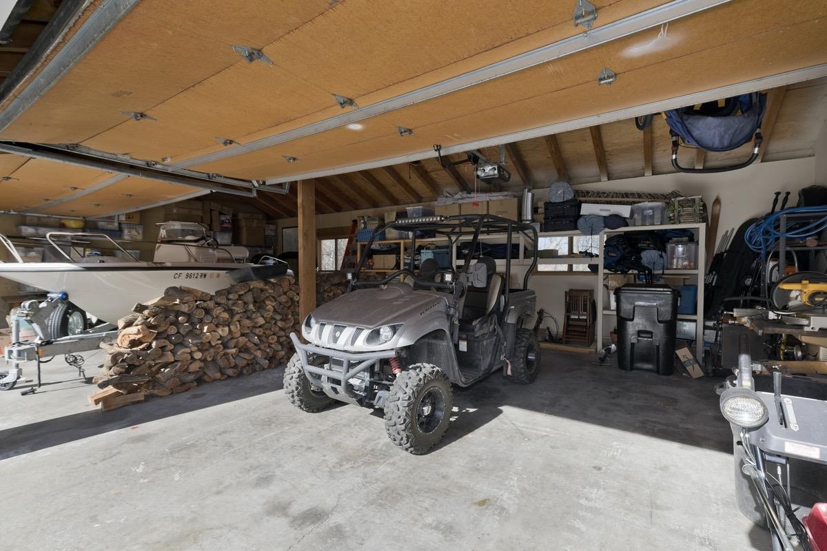 96 Aspen Spring Ranch Road Mammoth Lakes, CA 93546 - Photo 38 of 43 a view of a room with gym equipment