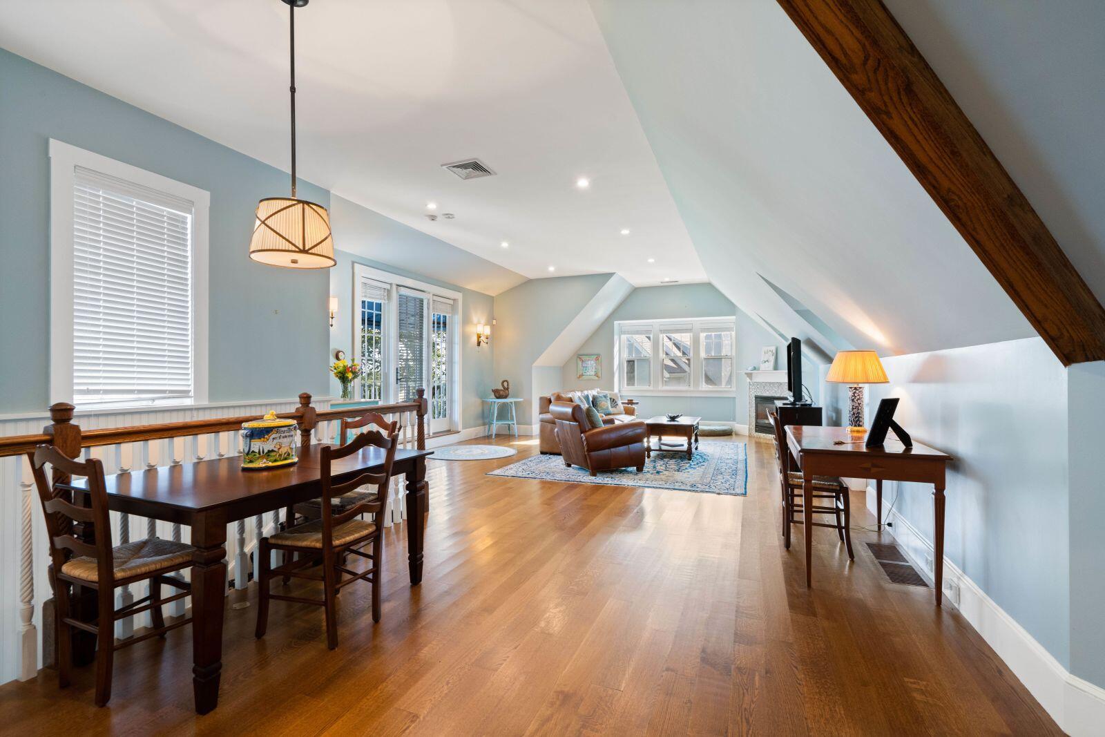 749 South Main Street Centerville, MA 02632 - Photo 58 of 79 Carriage house apartment