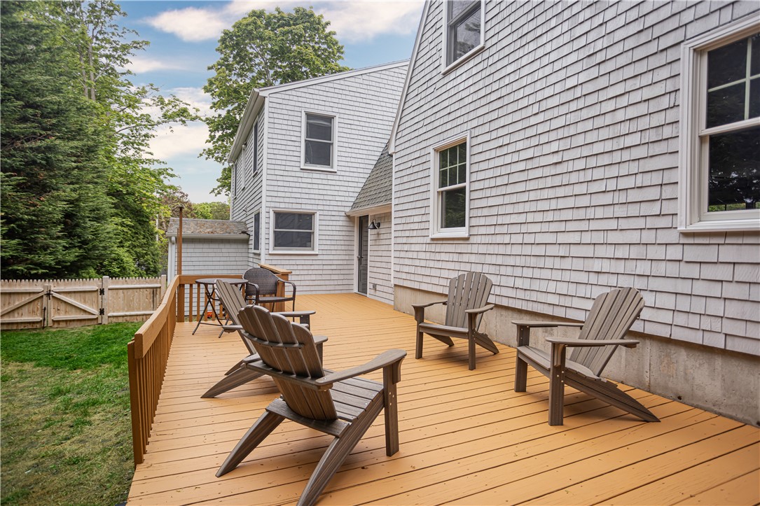 30 Standish Road Jamestown, RI 02835 - Photo 38 of 45
