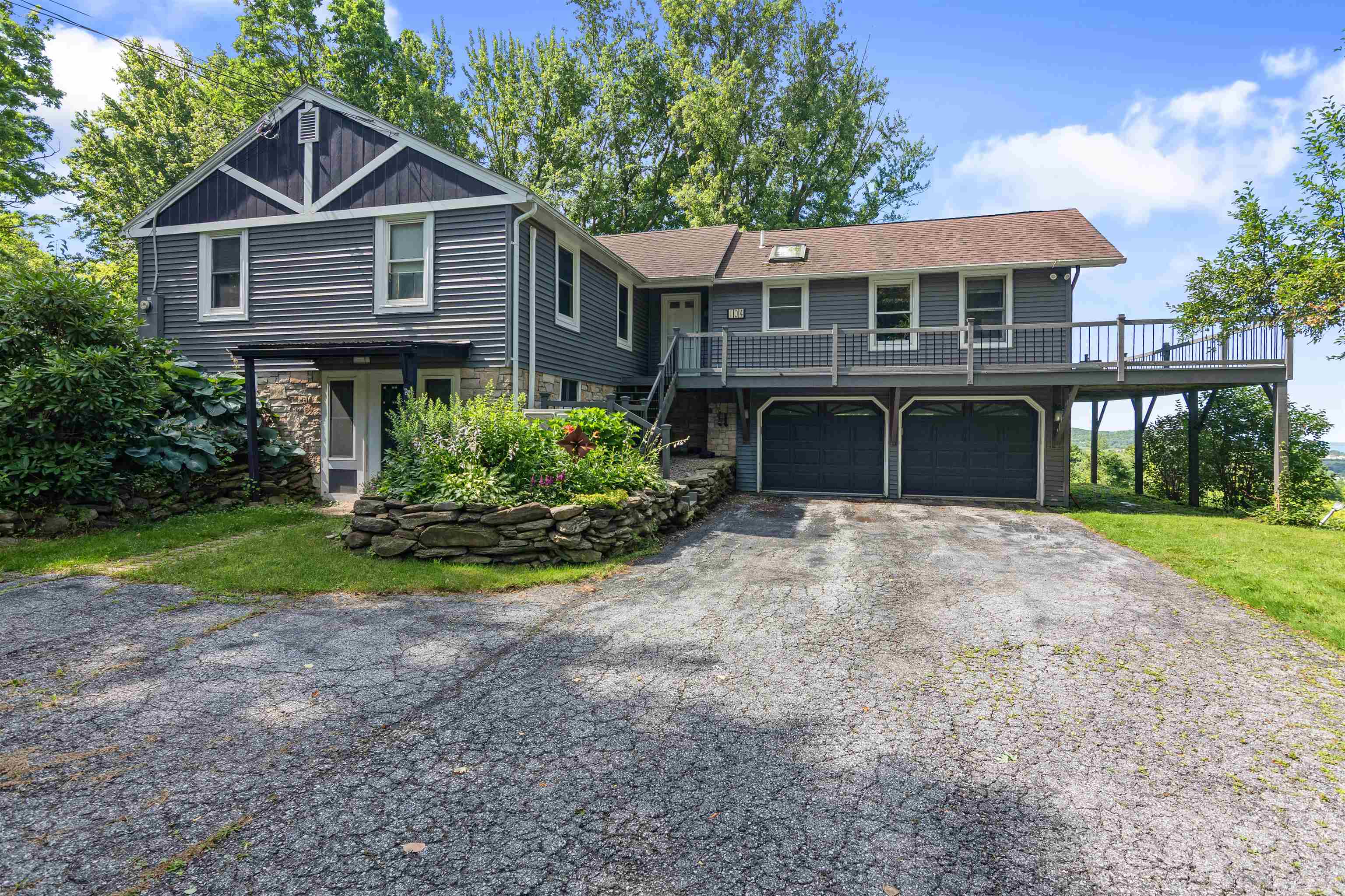 104 Fairfield Hill Road St. Albans Town, VT 05478 - Photo 4 of 60