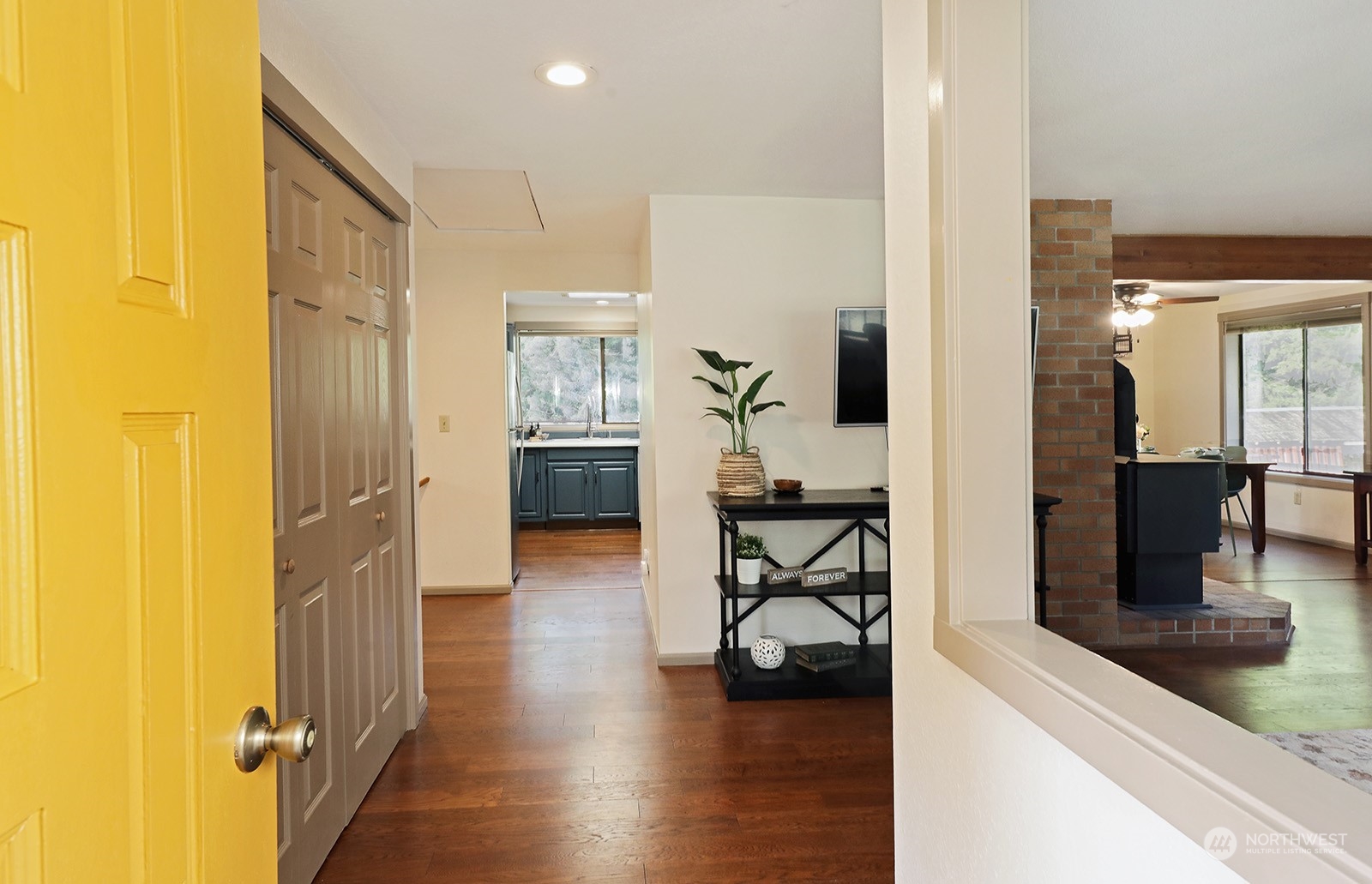 5198 Langley Road Langley, WA 98260 - Photo 3 of 32 Gallery Image 3