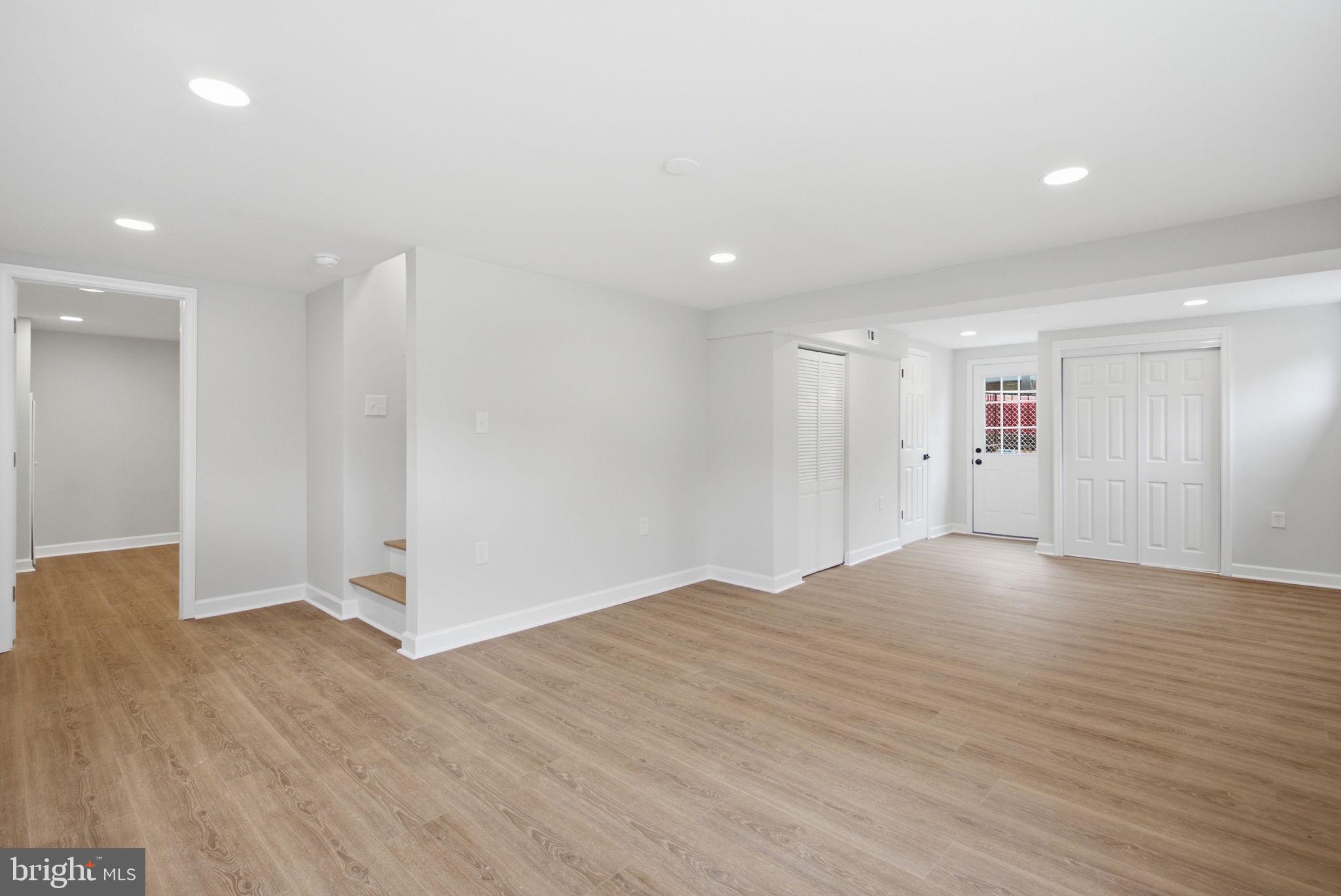 6615 Valley Park Road Capitol Heights, MD 20743 - Photo 20 of 25 Bright and airy open space awaits.