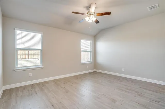 $2,600 | 413 Alice Harney Road, Burleson, TX 76028