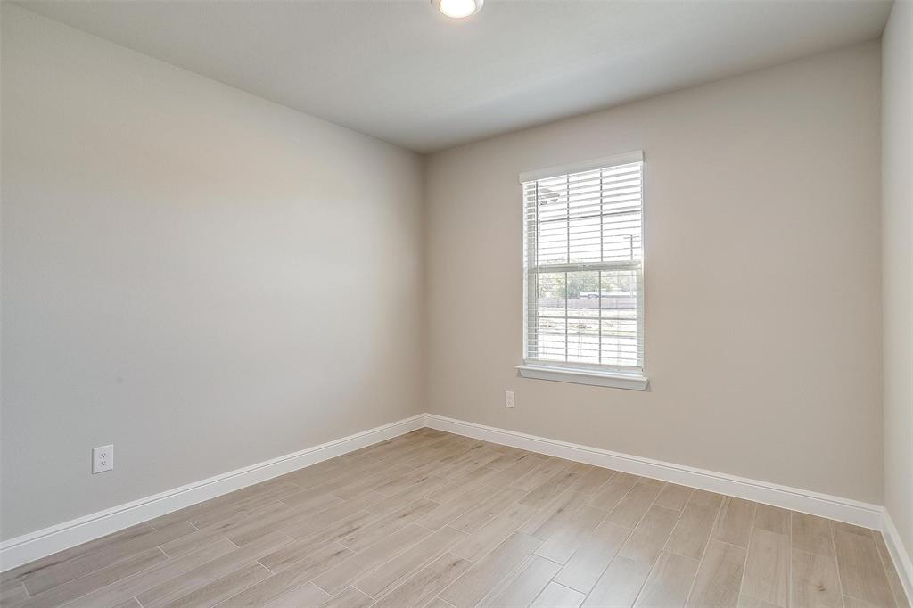 413 Alice Harney Road Burleson, TX 76028 - Photo 22 of 32