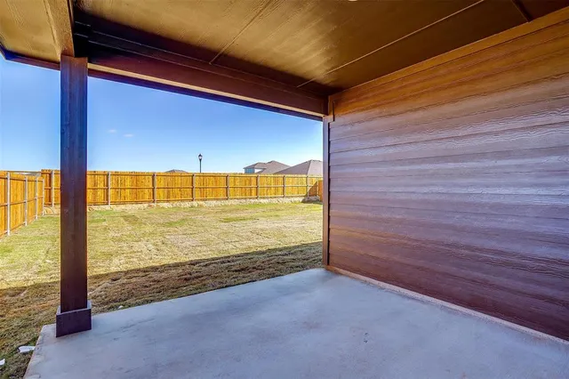 $2,600 | 413 Alice Harney Road, Burleson, TX 76028