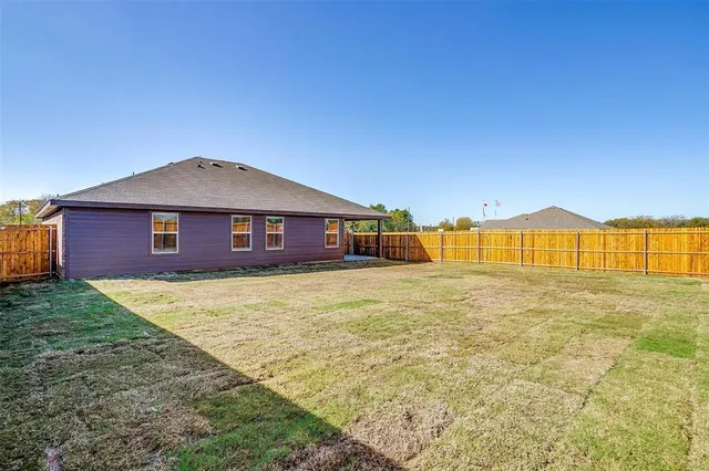 $2,600 | 413 Alice Harney Road, Burleson, TX 76028