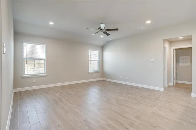 $2,600 | 413 Alice Harney Road, Burleson, TX 76028