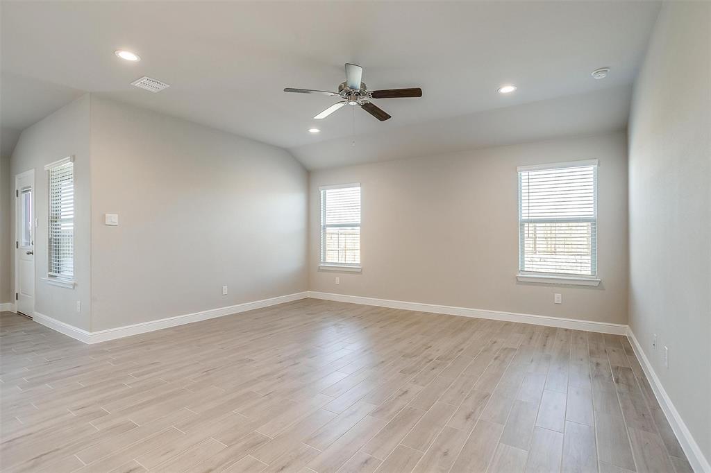 413 Alice Harney Road Burleson, TX 76028 - Photo 7 of 32