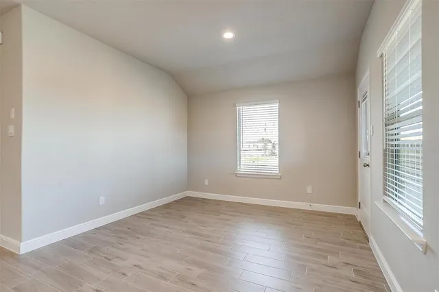 $2,600 | 413 Alice Harney Road, Burleson, TX 76028