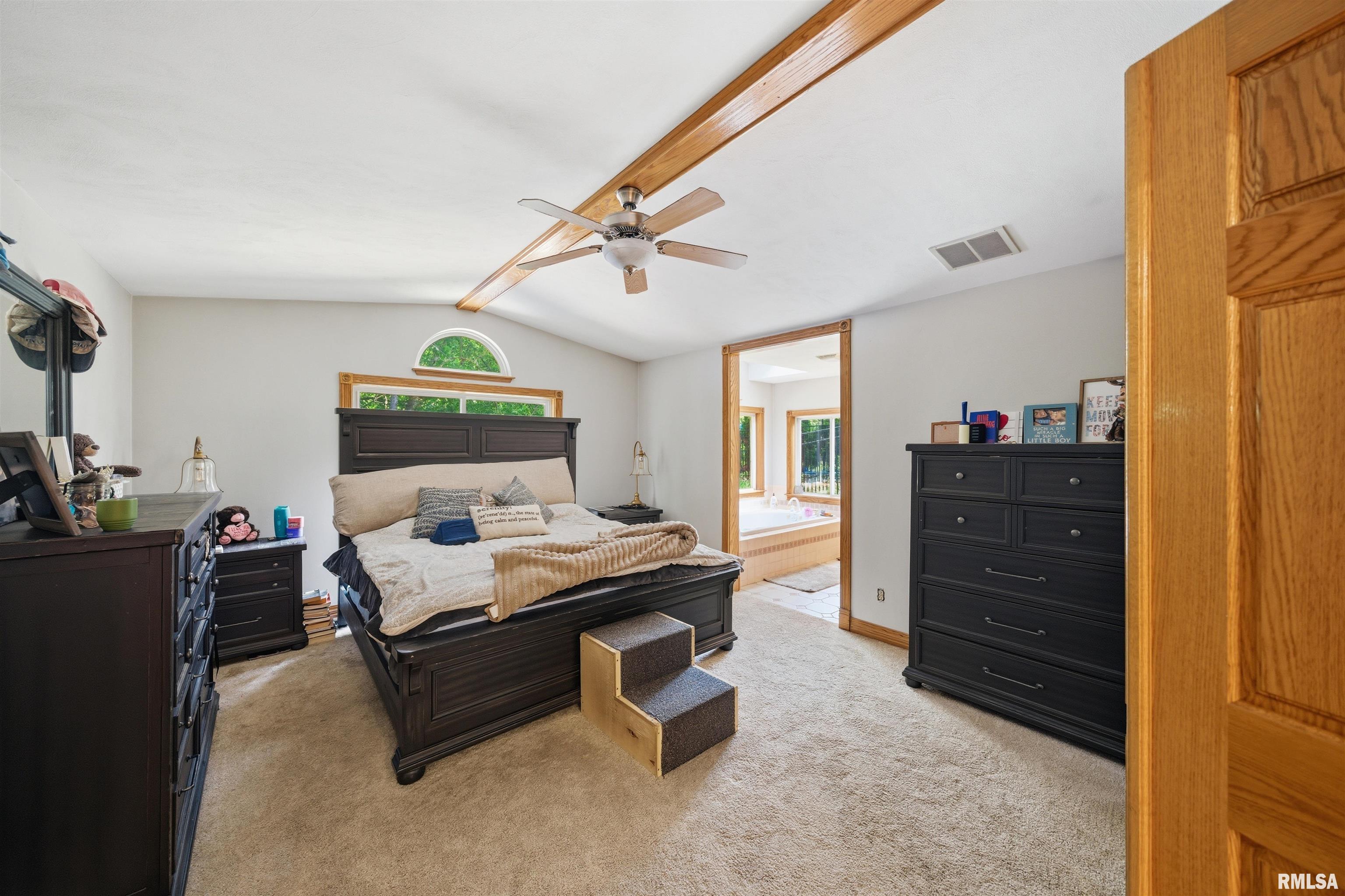 6421 North Jamestown Road Peoria, IL 61615 - Photo 29 of 72