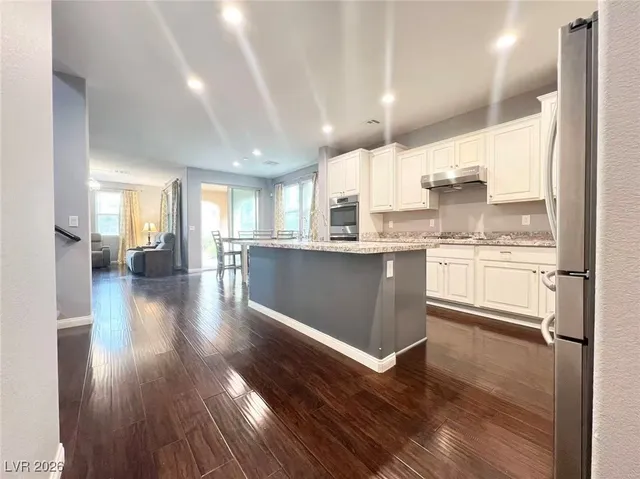 $3,500 | 12310 Sandy Peak Avenue, Las Vegas, NV 89138