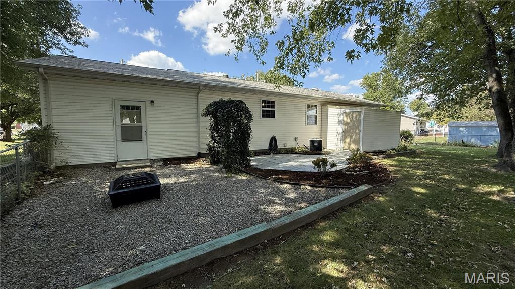 301 Ackerman Place Troy, IL 62294 - Photo 19 of 21