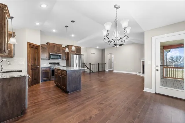 $485,000 | 17604 Greyhawke Ridge Drive, Smithville, MO 64089