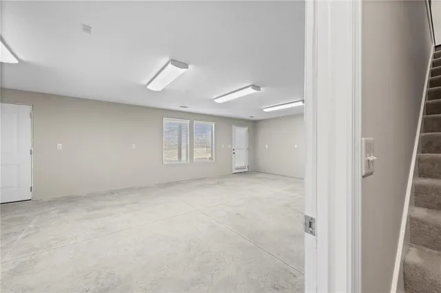 $485,000 | 17604 Greyhawke Ridge Drive, Smithville, MO 64089