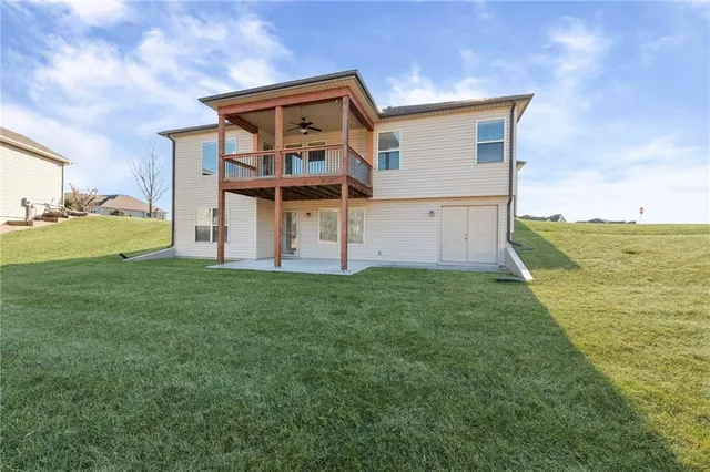 $485,000 | 17604 Greyhawke Ridge Drive, Smithville, MO 64089