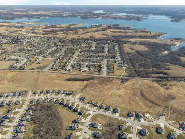 $485,000 | 17604 Greyhawke Ridge Drive, Smithville, MO 64089