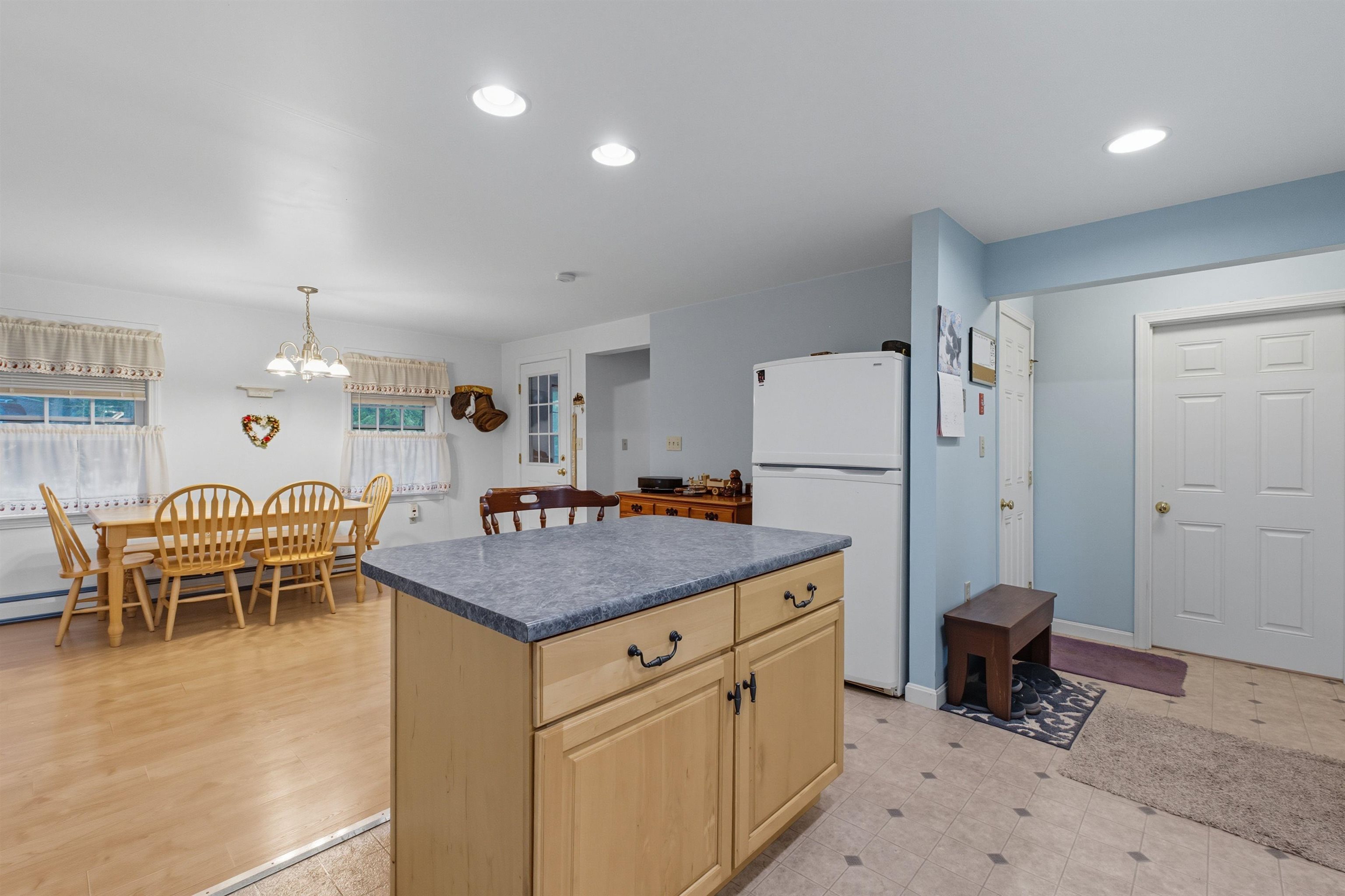282 Bay Hill Road Northfield, NH 03276 - Photo 14 of 58 Gallery Image 14