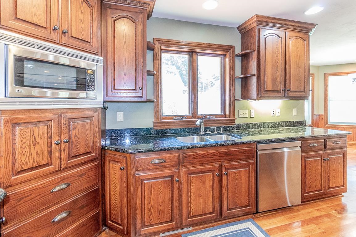 609 Union Street Manawa, WI 54949 - Photo 15 of 75