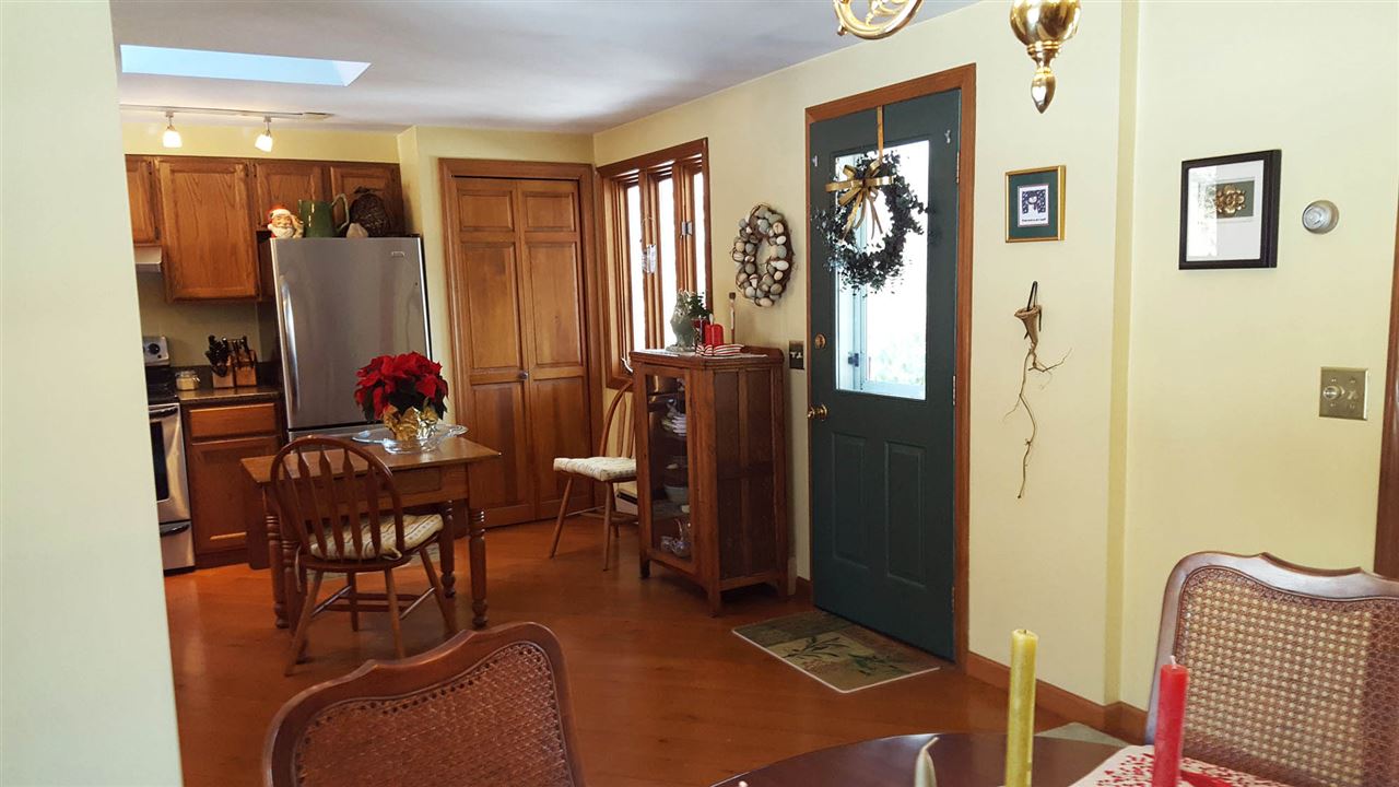34 Lower Cassidy Road Putney, VT 05346 - Photo 8 of 24