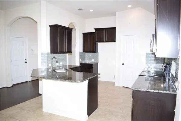 $2,175 | 2013 Pitkin Drive, Leander, TX 78641