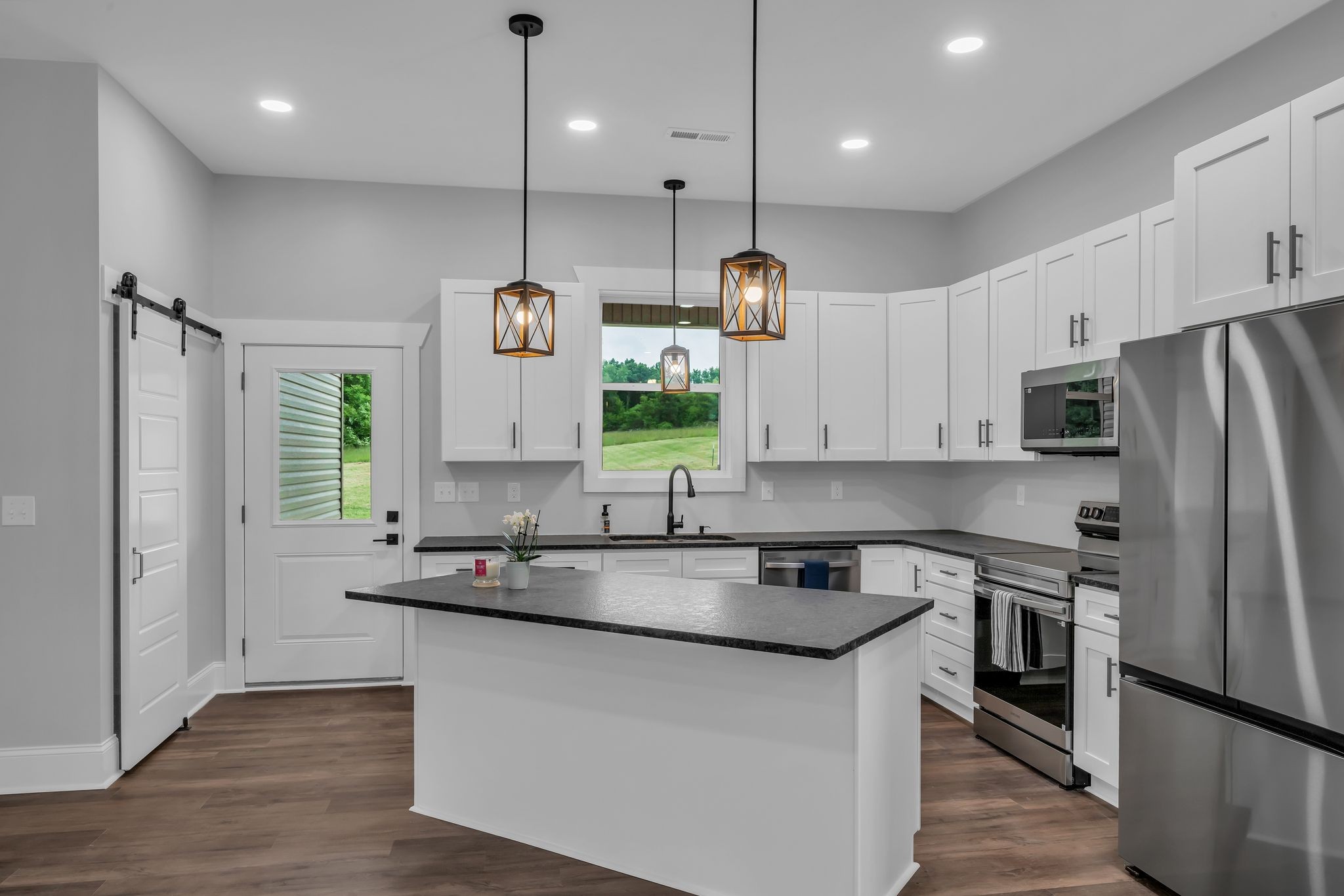 682 East Piney Road Dickson, TN 37055 - Photo 14 of 35