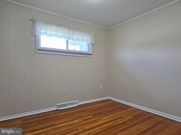 $199,500 | 17060 Maryland Highway, Swanton, MD 21561