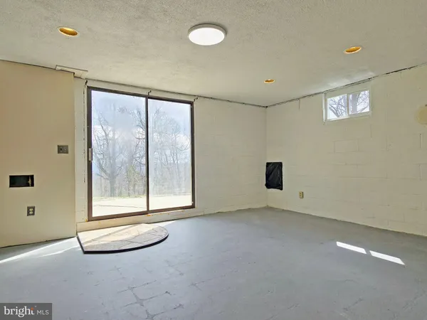 $199,500 | 17060 Maryland Highway, Swanton, MD 21561