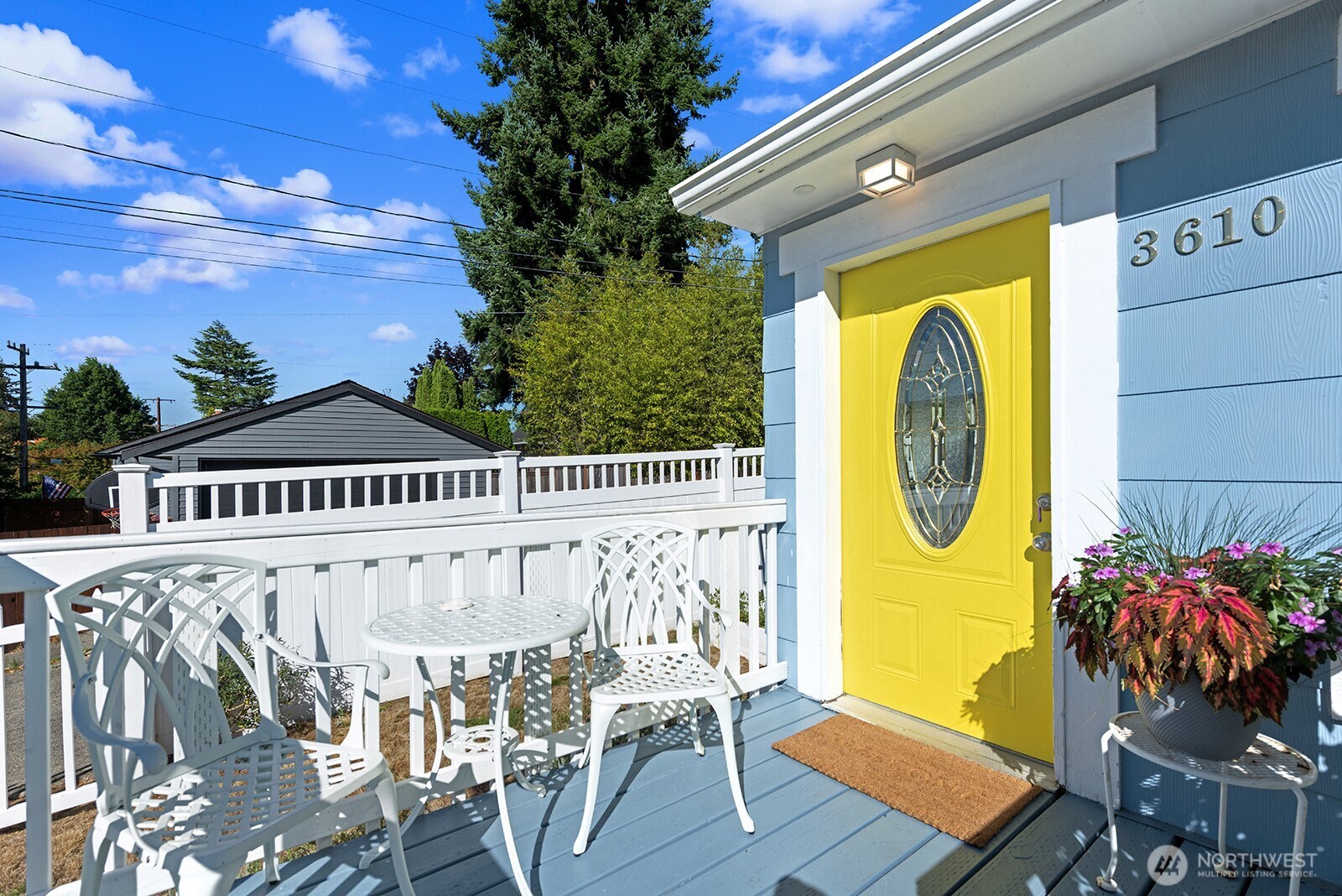 3610 Southwest Kenyon Street Seattle, WA 98126 - Photo 3 of 32 Gallery Image 3