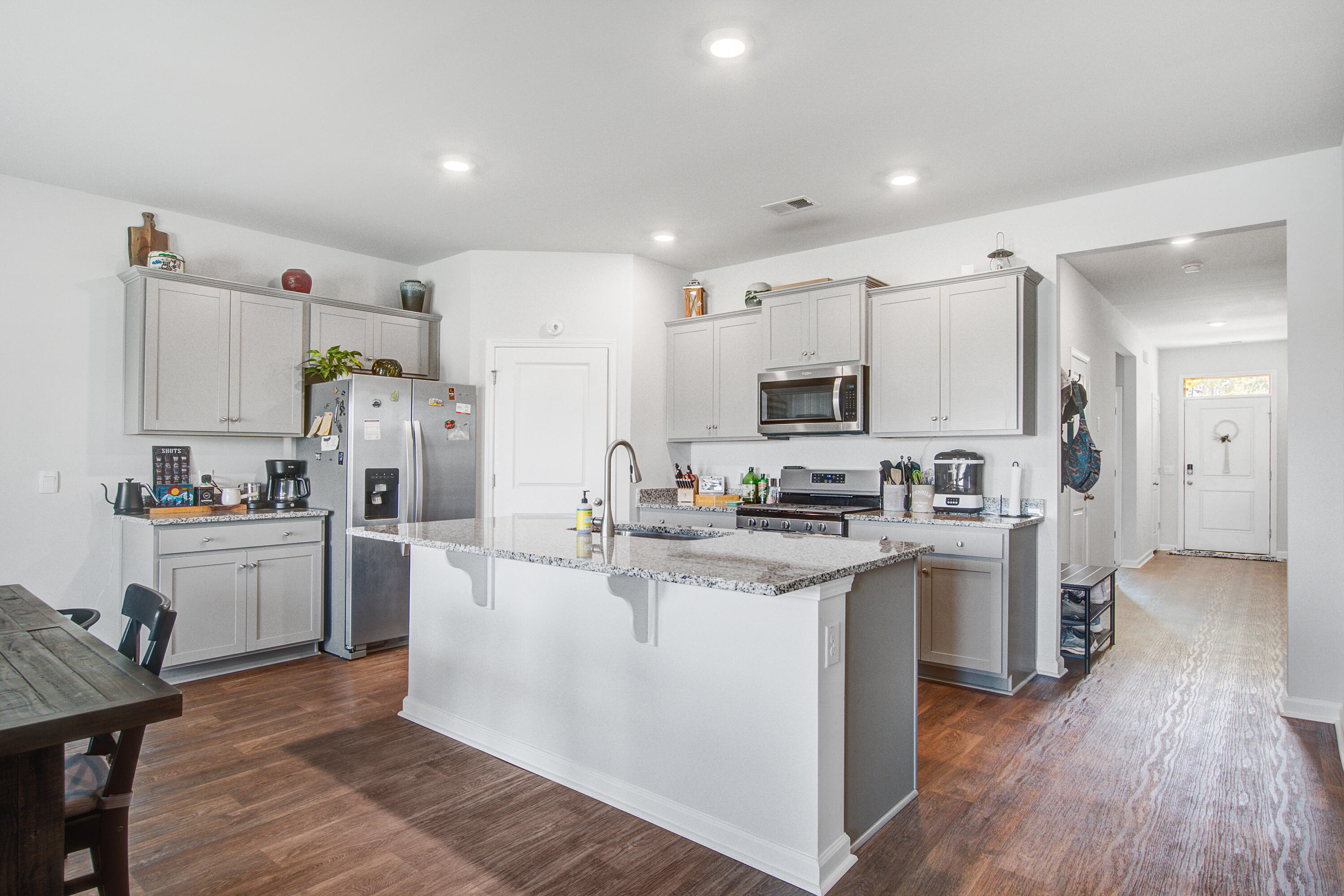 140 Ivory Shadow Road Summerville, SC 29486 - Photo 8 of 41 140 (7)