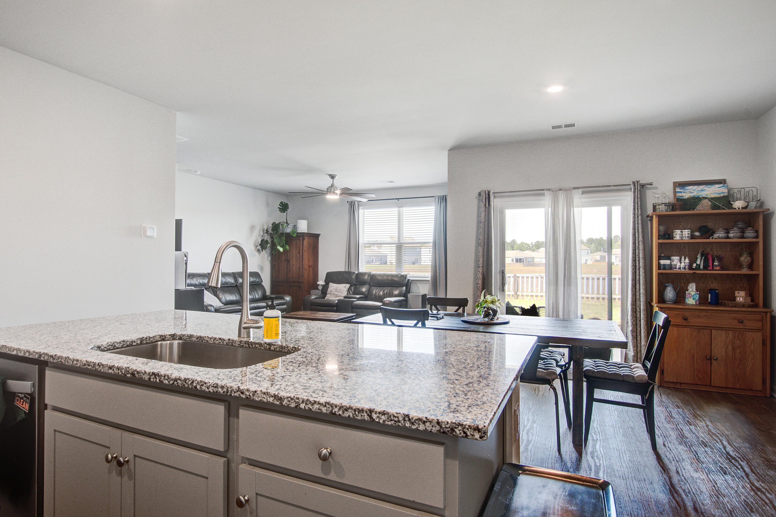 140 Ivory Shadow Road Summerville, SC 29486 - Photo 10 of 41 140 (9)