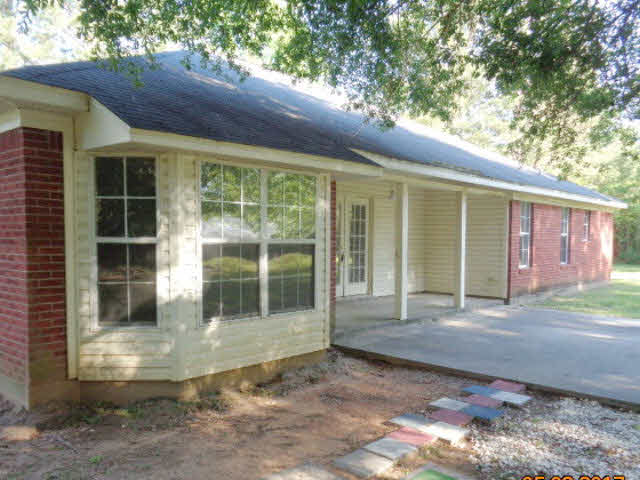 173 Edgewood Court Atmore, AL 36502 - Photo 2 of 36