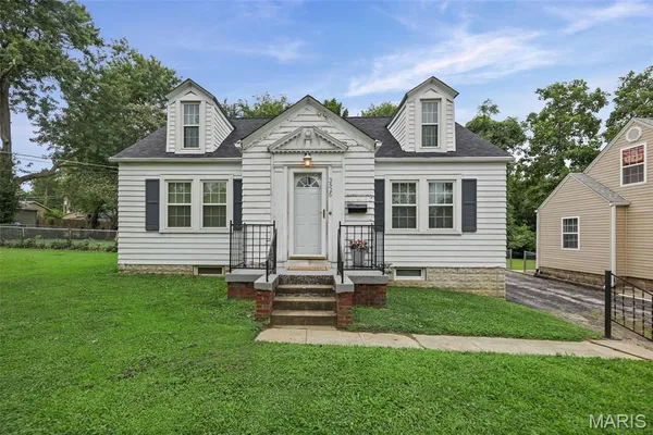 $107,500 | 3526 California Avenue, Alton, IL 62002