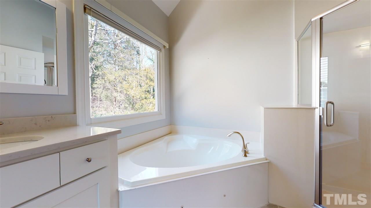 2900 Lothian Way Raleigh, NC 27612 - Photo 18 of 30 Soaking tub, new faucet, shower with new surround!