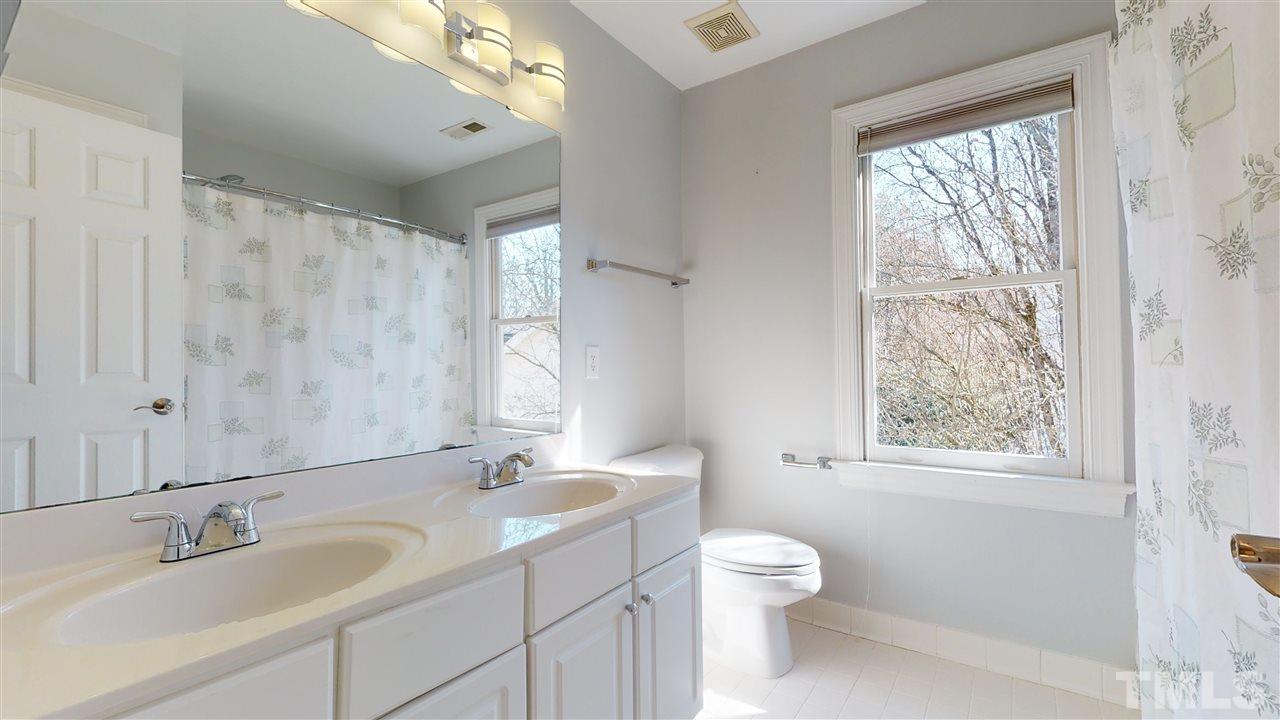 2900 Lothian Way Raleigh, NC 27612 - Photo 23 of 30