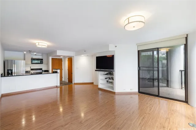 $379,500 | 60 North Beretania Street, Unit 308, Honolulu, HI 96817