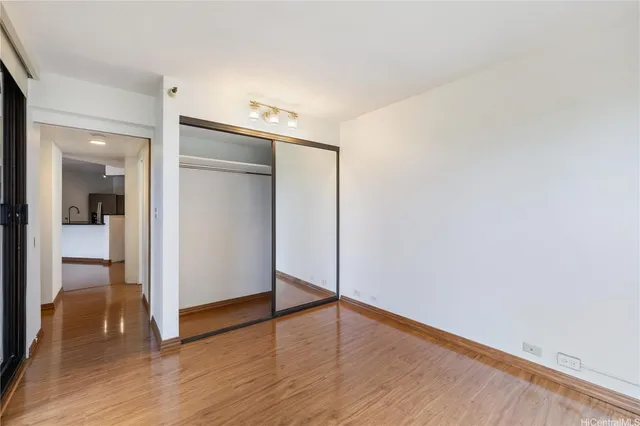 $379,500 | 60 North Beretania Street, Unit 308, Honolulu, HI 96817