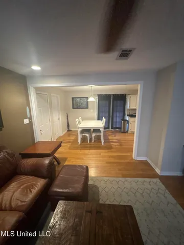 $1,800 | 9 40th Street, Gulfport, MS 39507