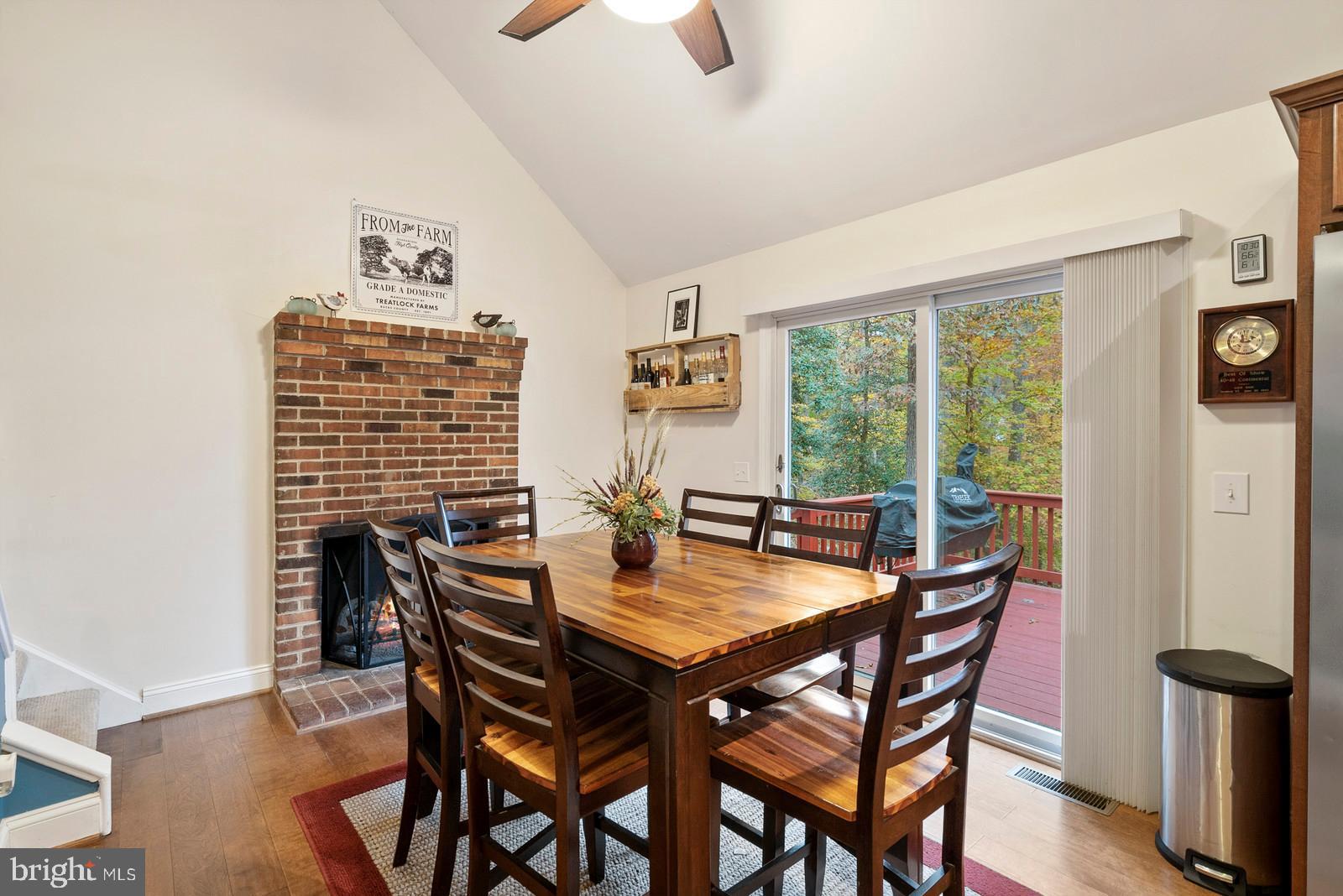 3109 Colvin Road Amissville, VA 20106 - Photo 9 of 28 dining room