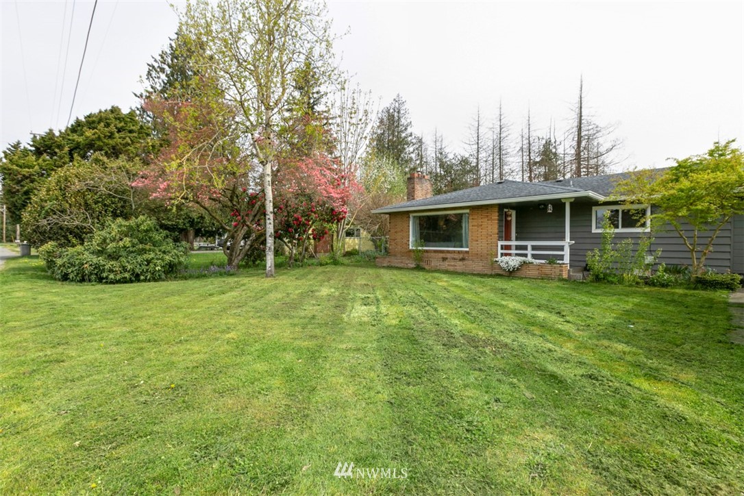 8533 District Line Road Burlington, WA 98233 - Photo 1 of 24 Gallery Image 1
