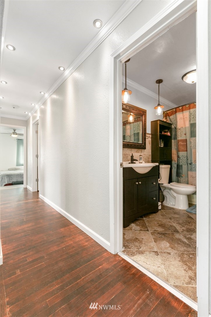 8533 District Line Road Burlington, WA 98233 - Photo 14 of 24 Gallery Image 14