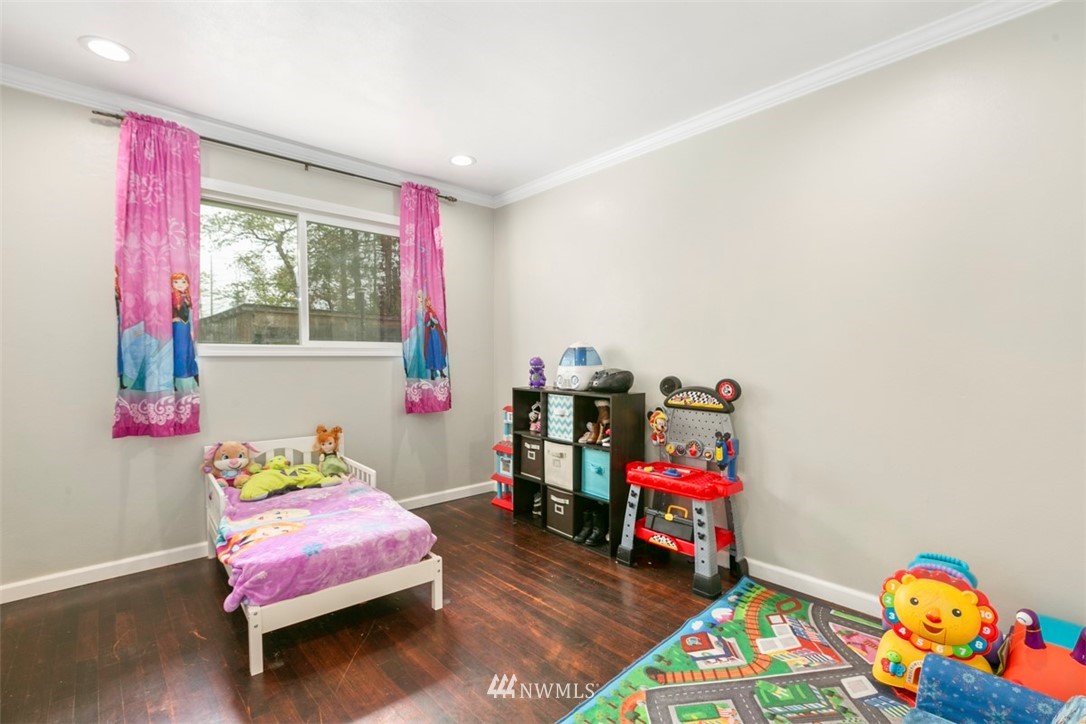 8533 District Line Road Burlington, WA 98233 - Photo 15 of 24 Gallery Image 15