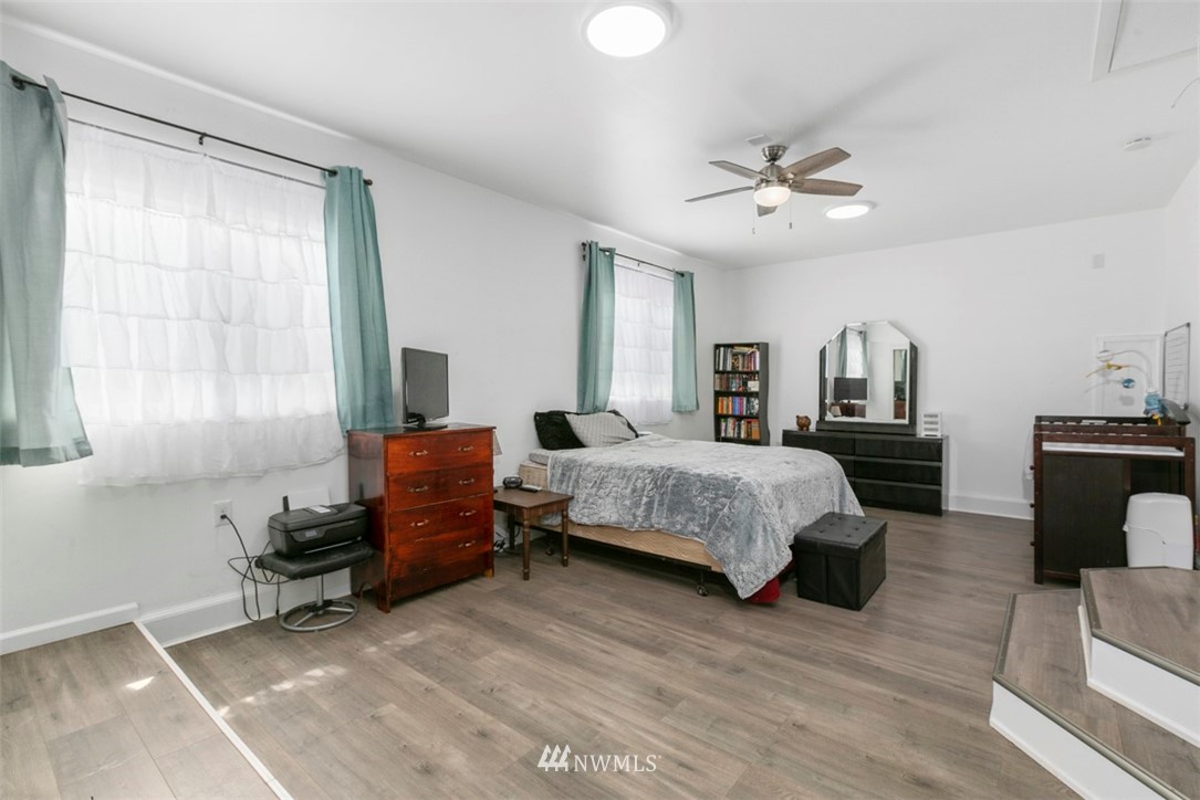 8533 District Line Road Burlington, WA 98233 - Photo 17 of 24 Gallery Image 17