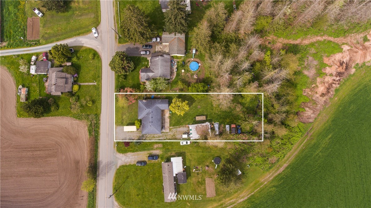 8533 District Line Road Burlington, WA 98233 - Photo 20 of 24 Gallery Image 20