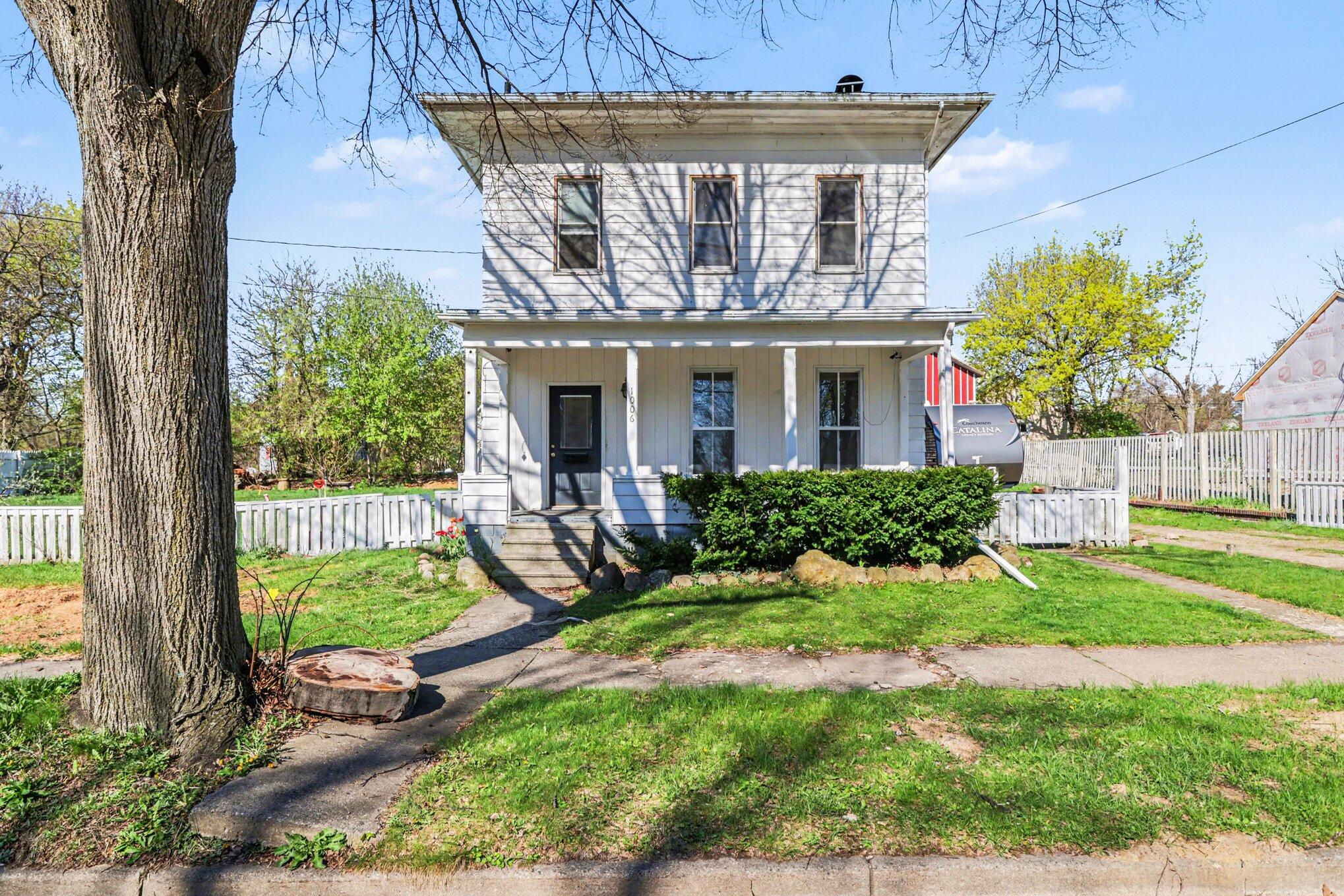 1006 Maple Avenue Jackson, MI 49203 - Photo 2 of 26 1000063352