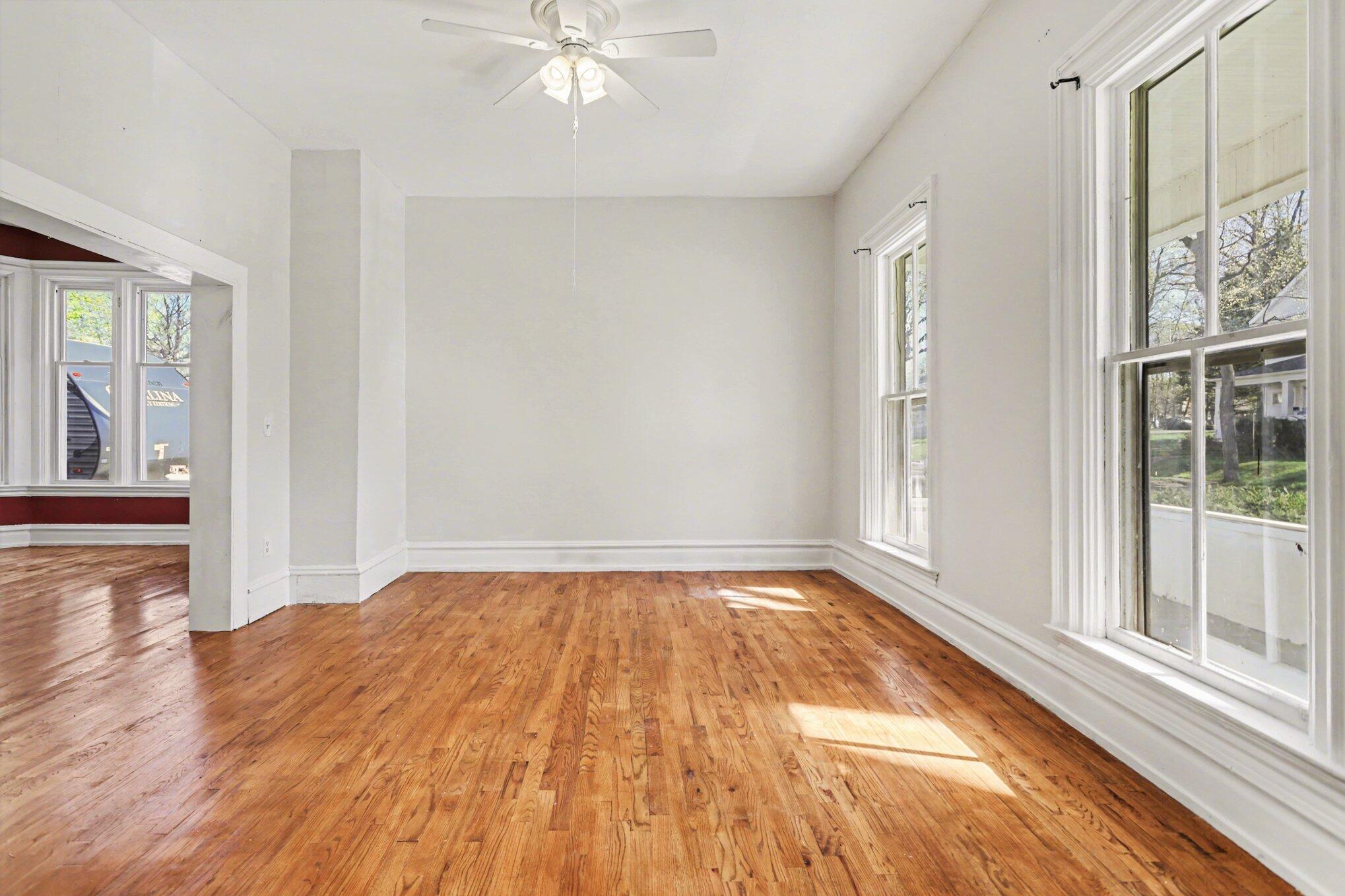 1006 Maple Avenue Jackson, MI 49203 - Photo 10 of 26 1000063347