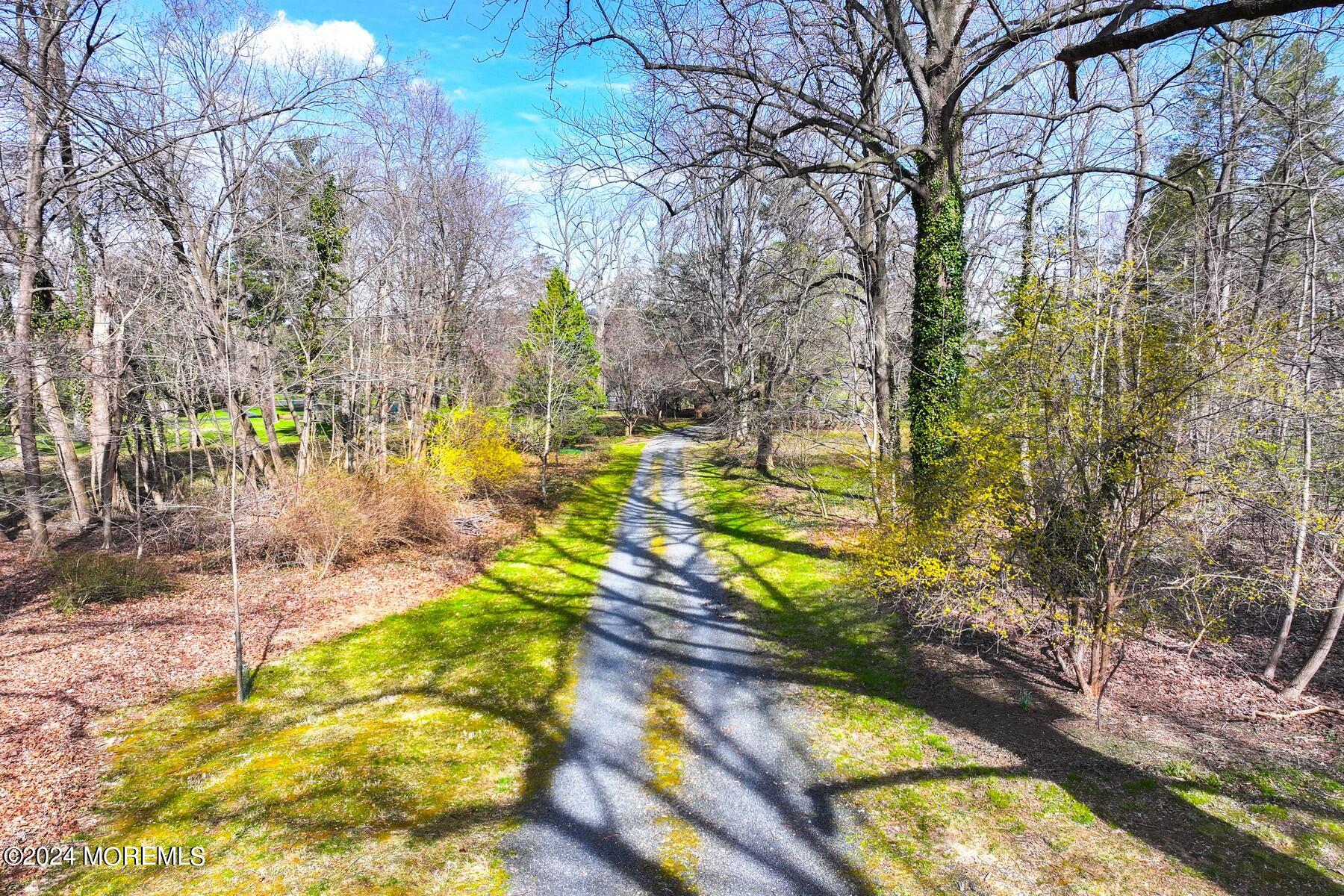 70 River Road Rumson, NJ 07760 - Photo 23 of 30 a view of yard with green space