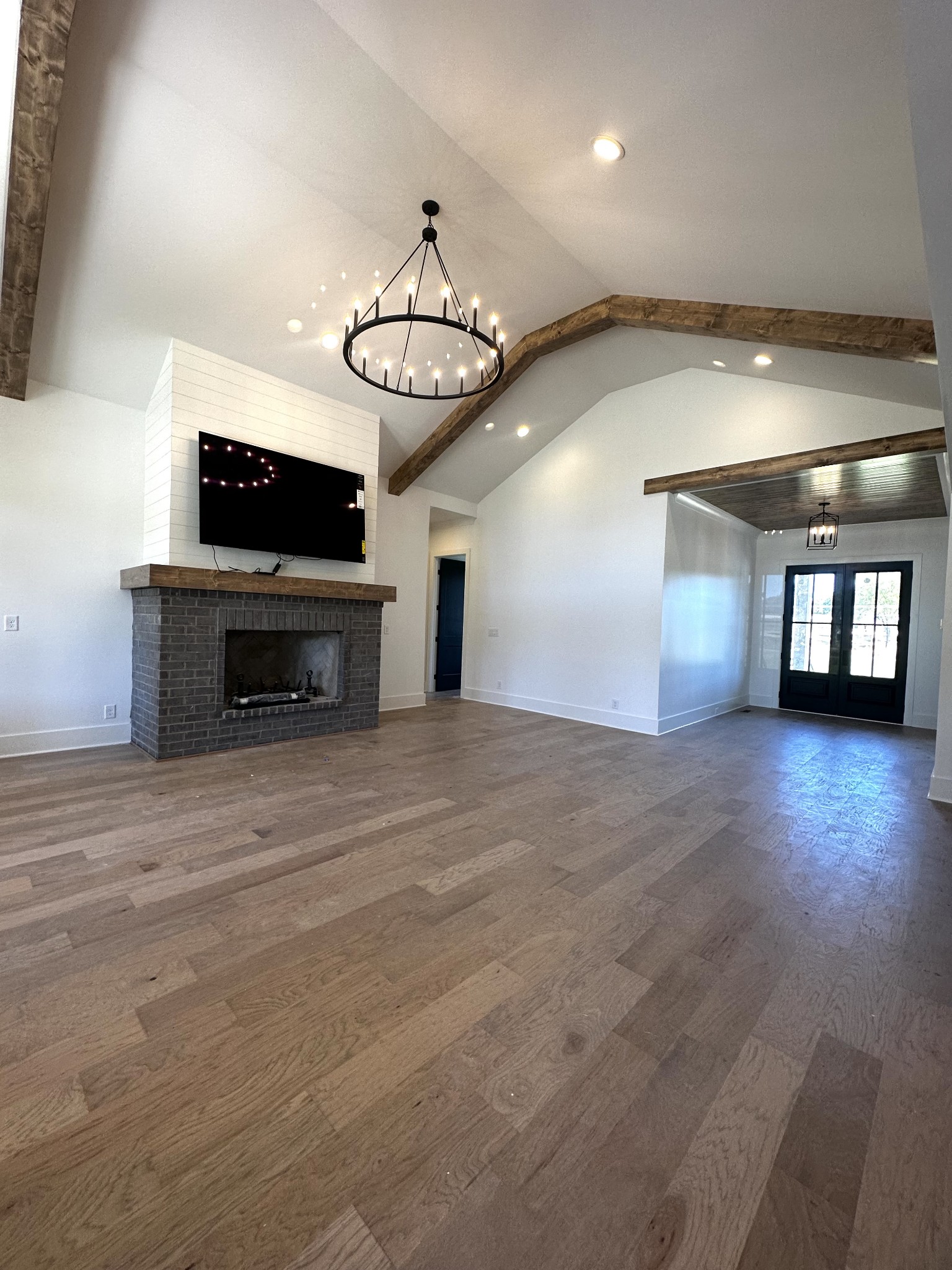 2150 B Philadelphia Lebanon, TN 37087 - Photo 15 of 46 a view of a livingroom with furniture and a flat screen tv