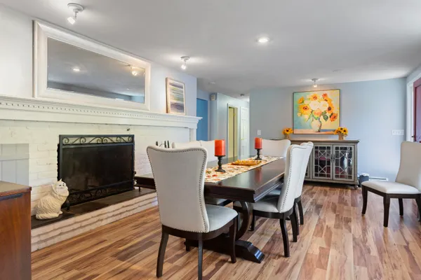 $899,900 | 227 Portsmouth Avenue, Stratham, NH 03885