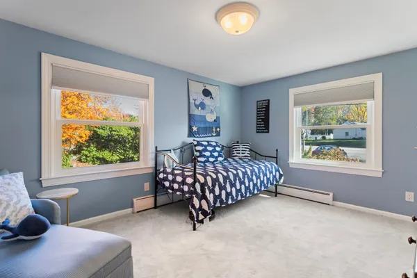 $899,900 | 227 Portsmouth Avenue, Stratham, NH 03885