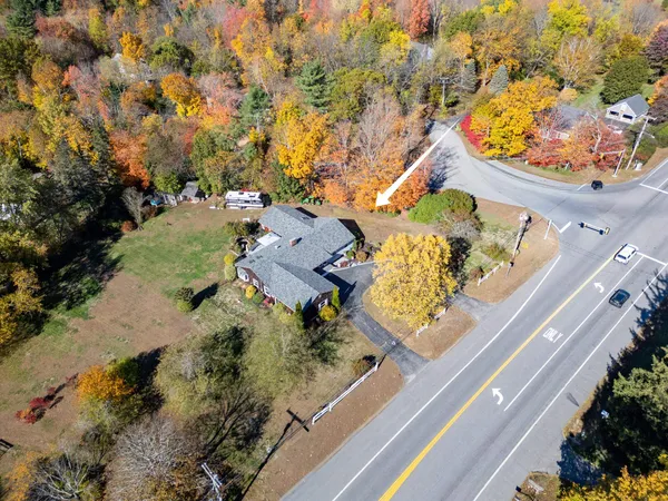 $899,900 | 227 Portsmouth Avenue, Stratham, NH 03885